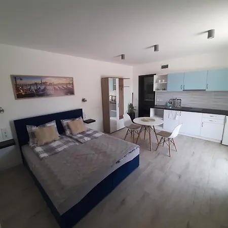 Lejlighed Ancsi Apartmanhaz