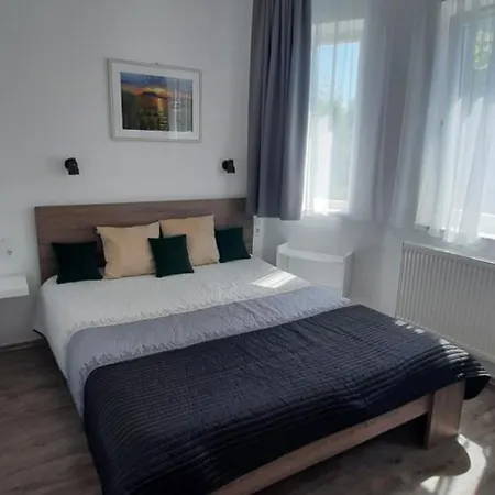 Ancsi Apartmanhaz Daire *