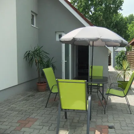 Ancsi Apartmanhaz Balatonlelle