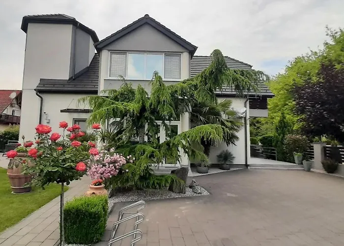 Ancsi Apartmanhaz * Balatonlelle