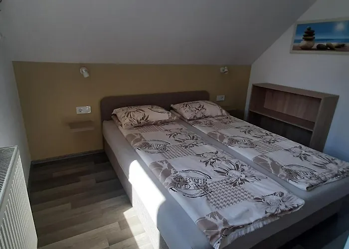 Ancsi Apartmanhaz Appartement